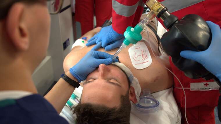 How to Recognize and Respond to a Cardiac Emergency